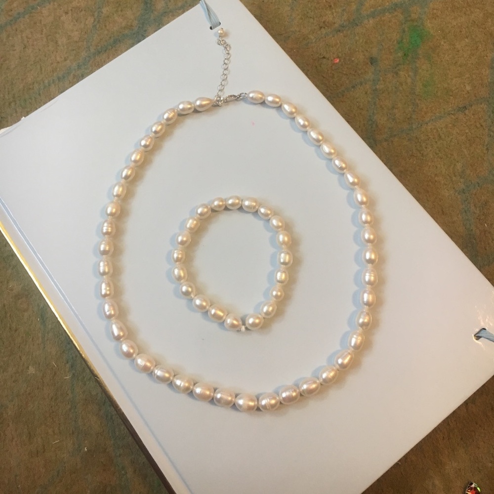 Cultured Drop Pearl Necklace and Bracelet