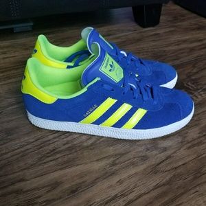 Adidas Gazelle Blue/Neon size 4.5Y