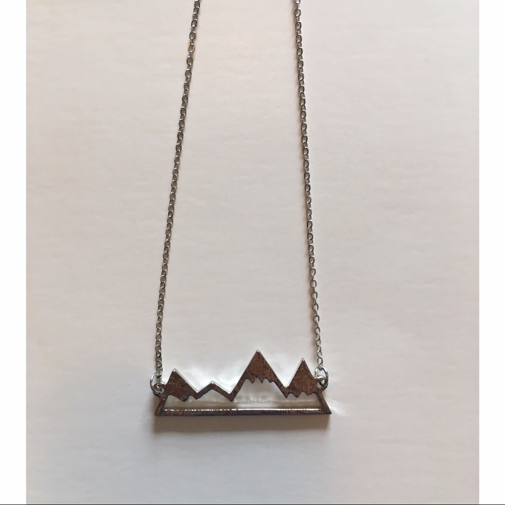 Mountain Travel Necklace ❗LAST 1❗ - Picture 4 of 4