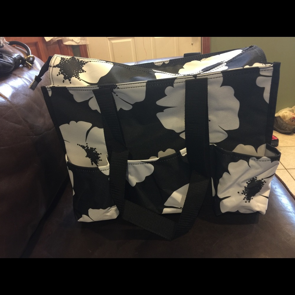 Thirty-one zip top organizing utility tote.