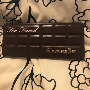 Too Faced Chocolate bar palette