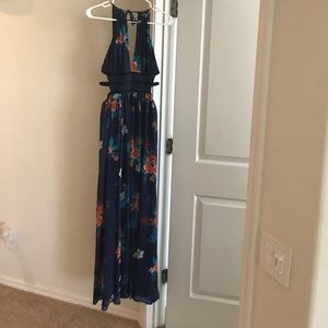 Floral printed cut-out plunge maxi dress