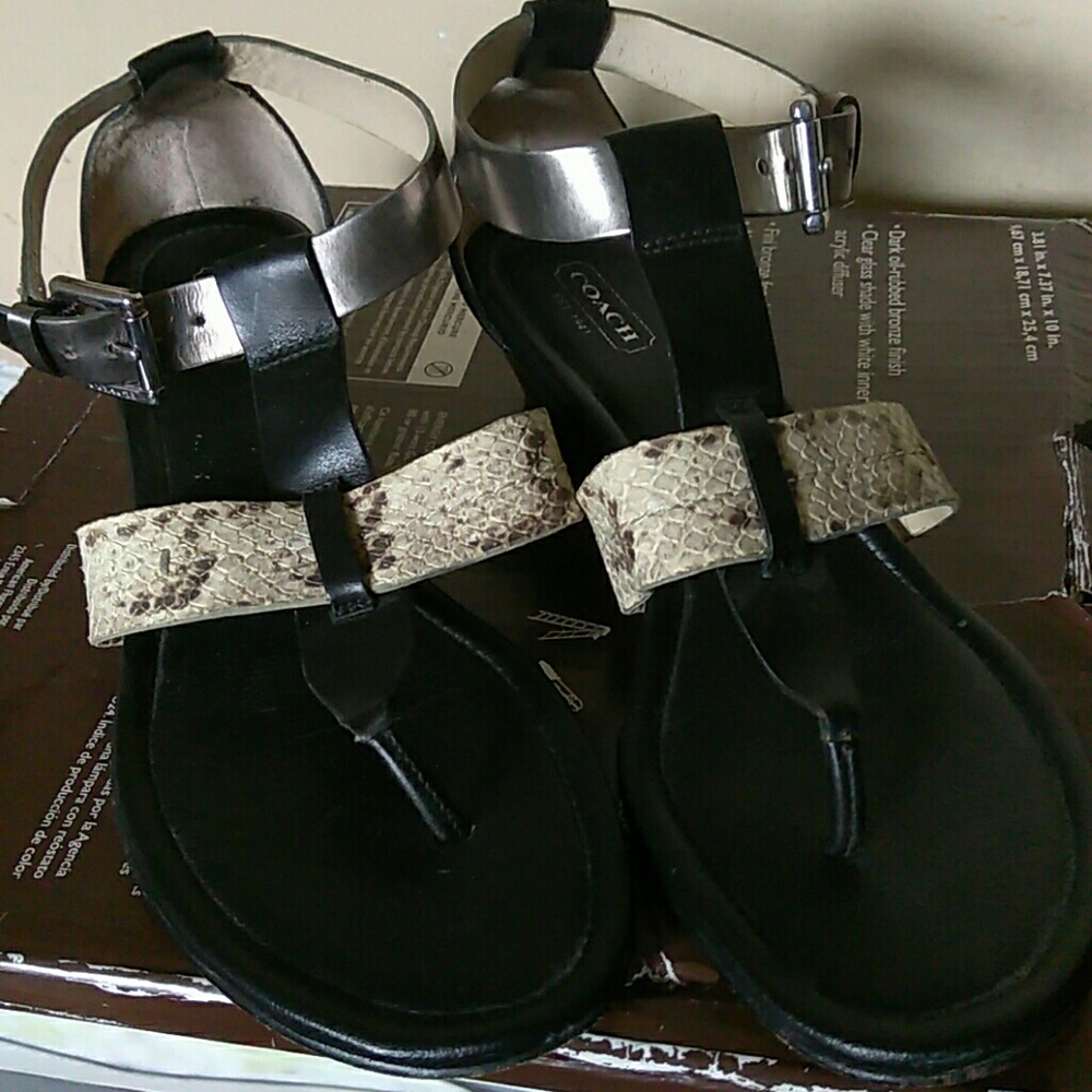Coach sandles size 8