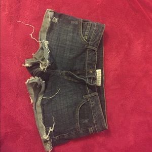 Worn once Guess shorts !