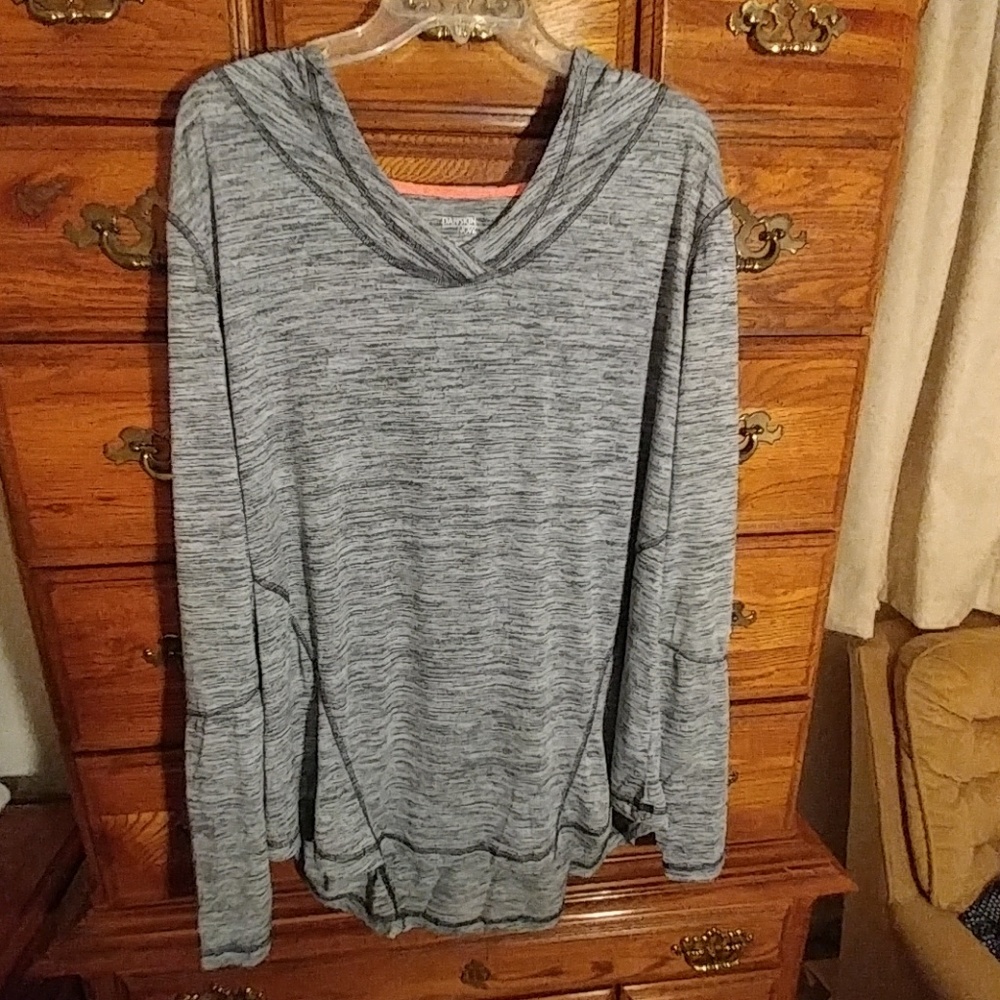 Danskin 4X 26/28 Hooded Long Sleeve Workout Wear