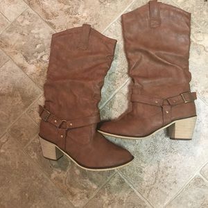 Women's cowboy boots