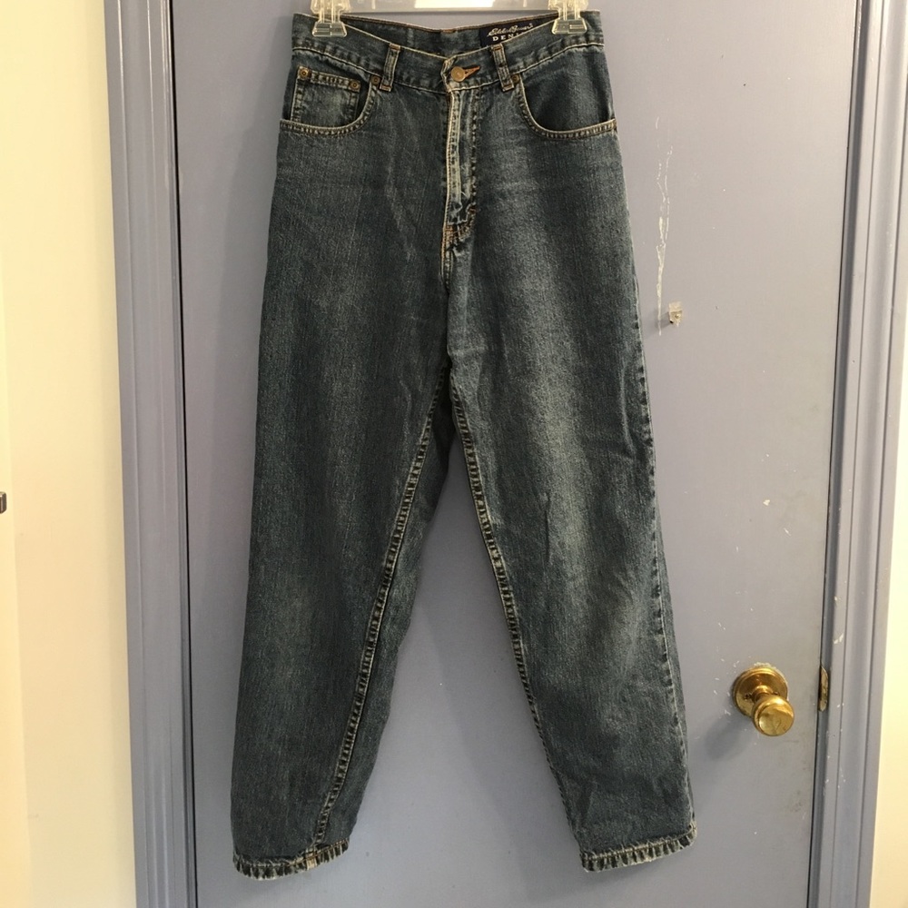 High-waisted straight-leg jeans