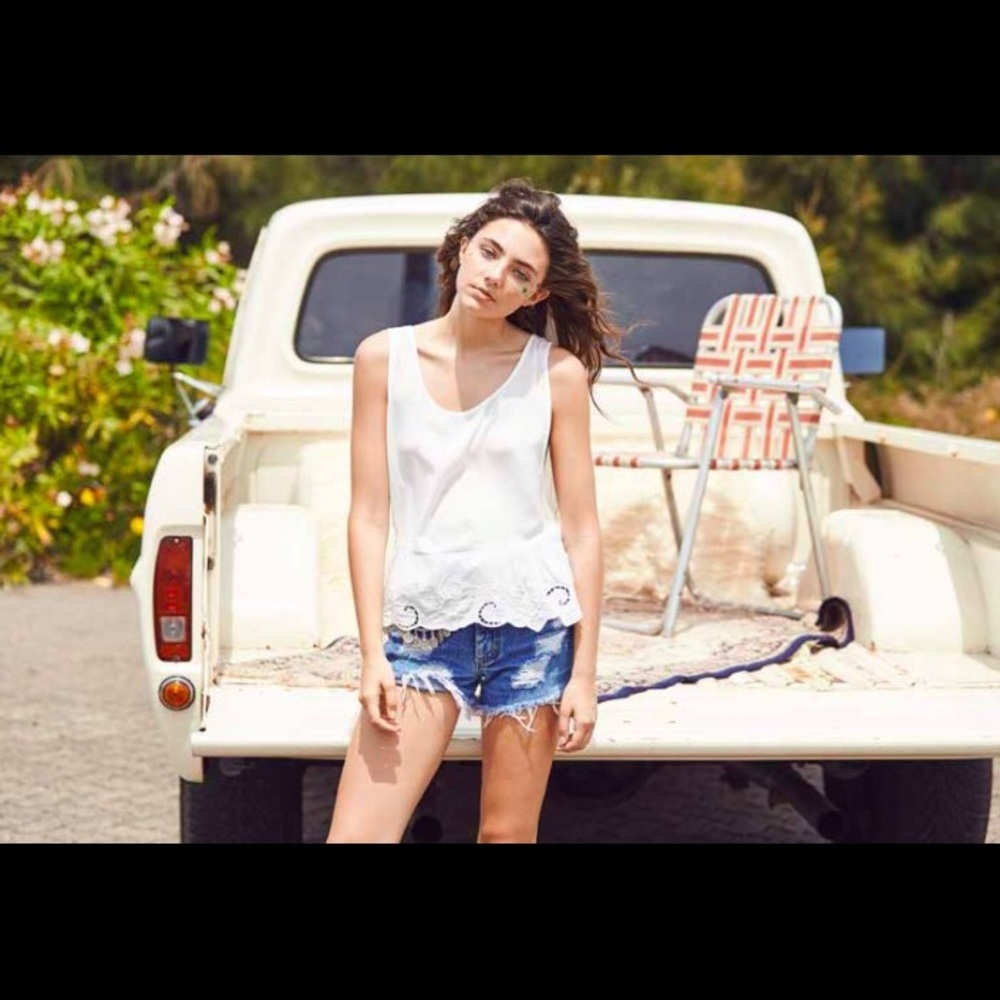 BRAND NEW Auguste Open road collection