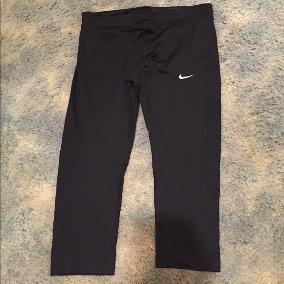 Nike Pants - Nike workout capris