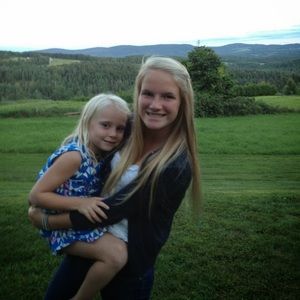 Meet your Posher, Olivia