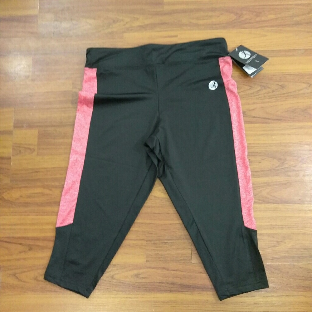 Athletic Capri