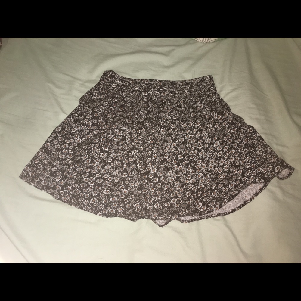 Super cute daisy skirt