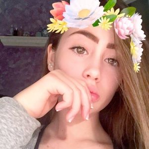 Meet your Posher, Shia