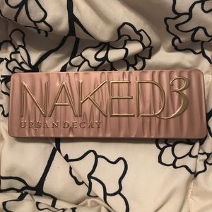 Urban Decay Naked 3