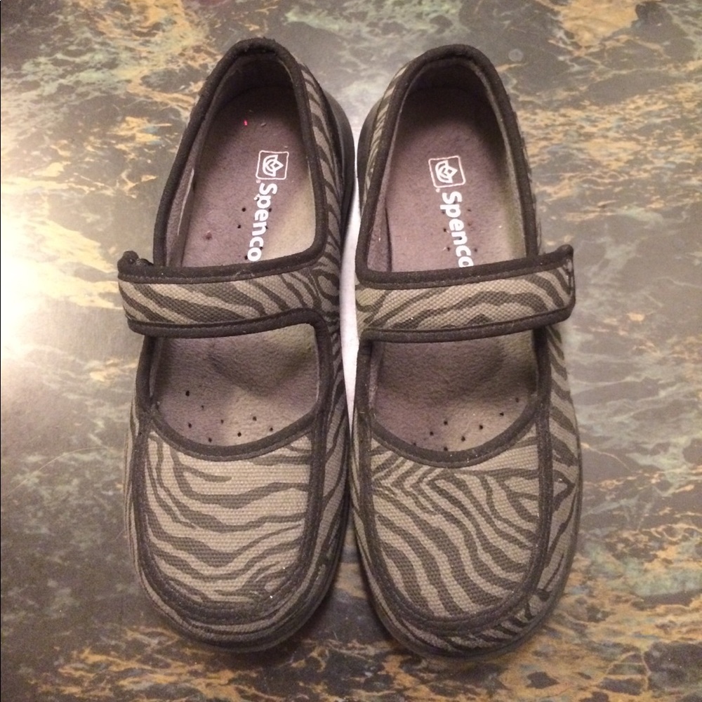 Spenco shoes