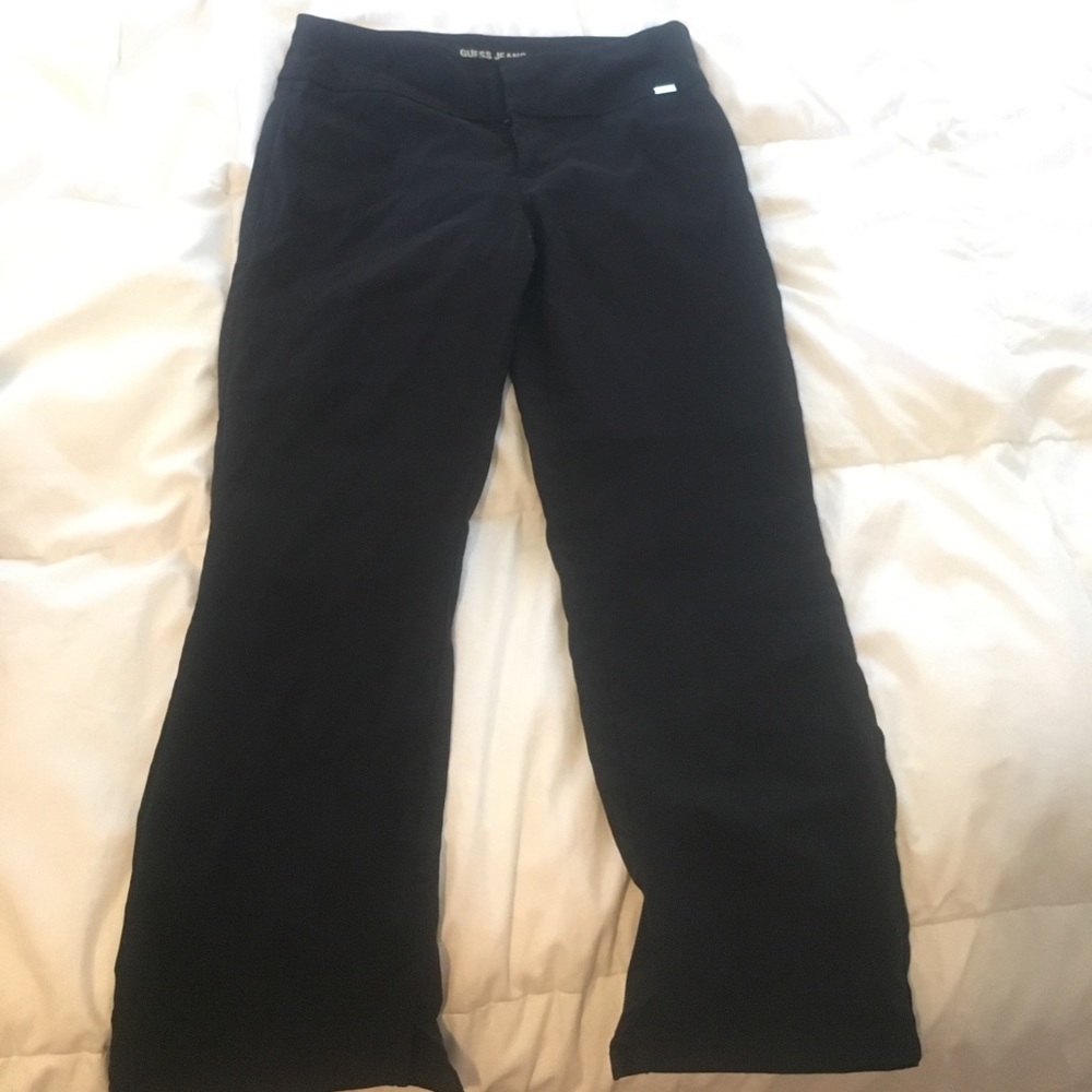 Black guess capris