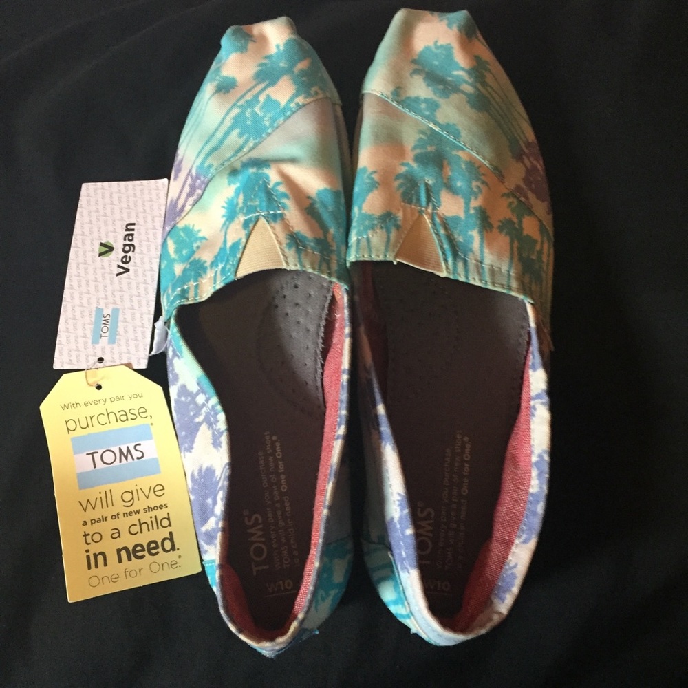 Hawaiian TOMS