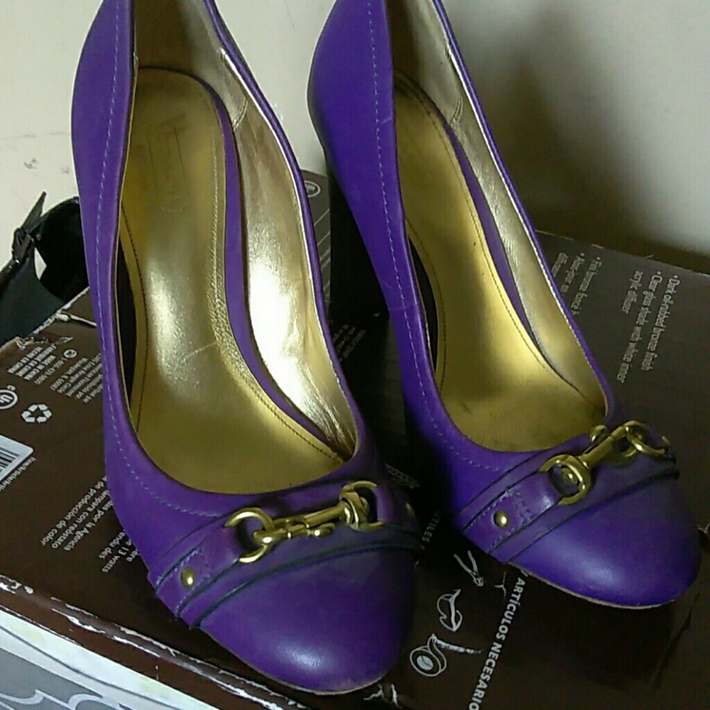 Purple heals from coach