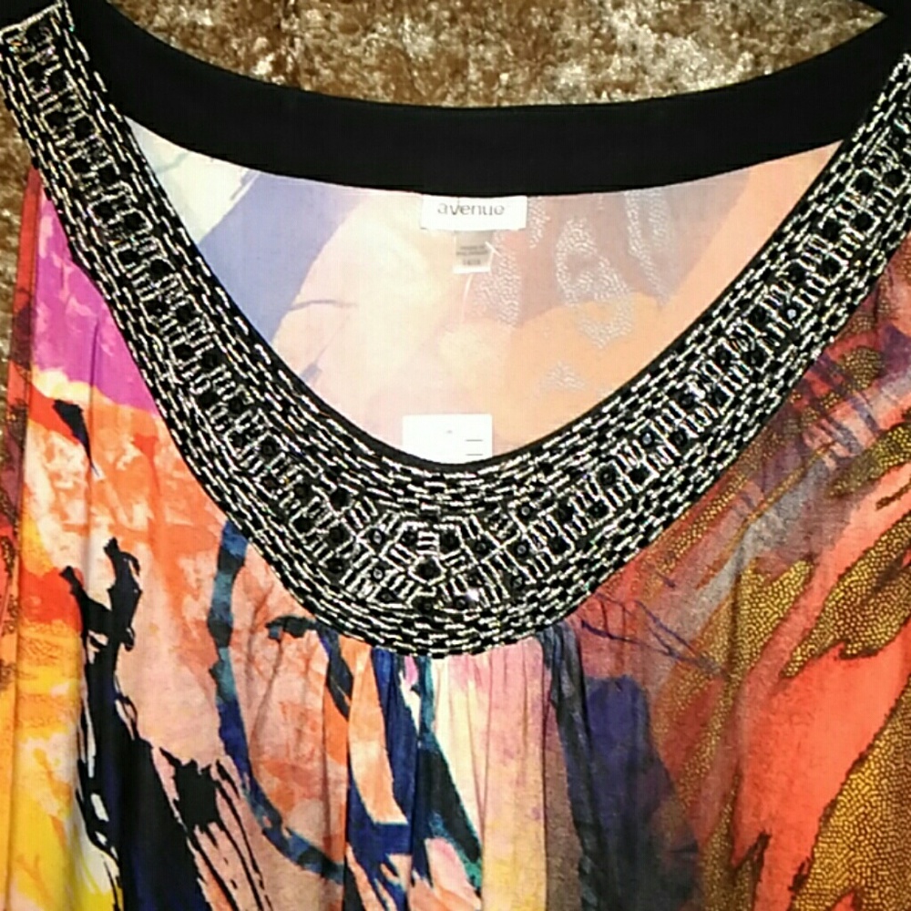 NWT Avenue Beaded Tunic Tank  Red Multi 14/16