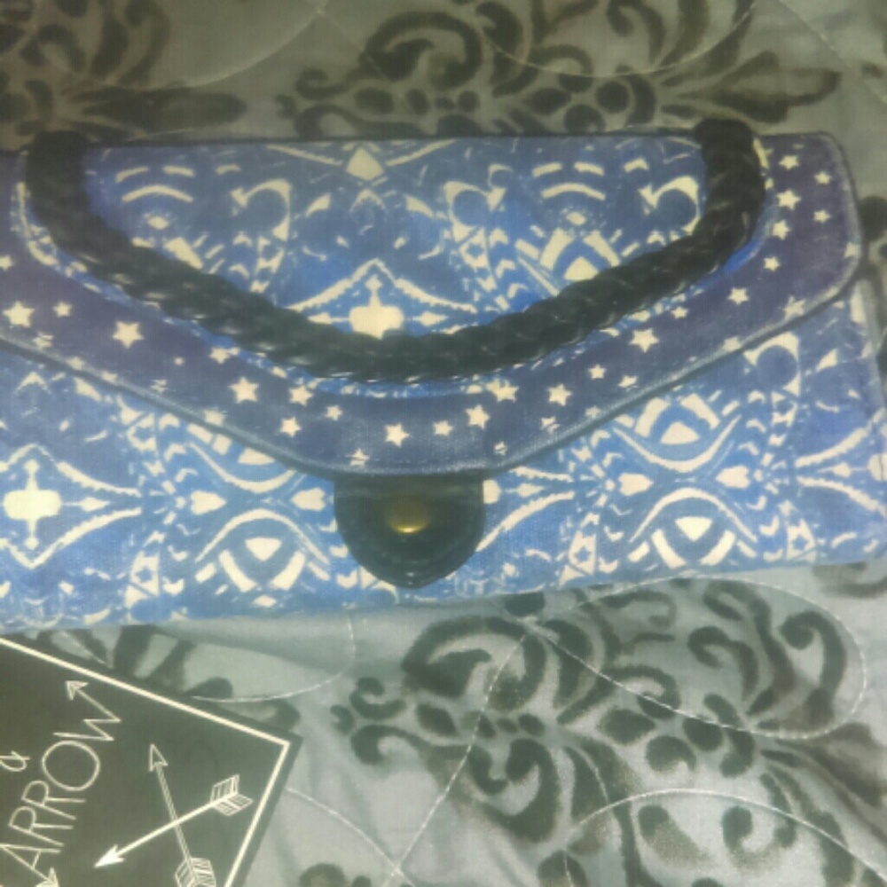 NWT Twig and arrow wallet