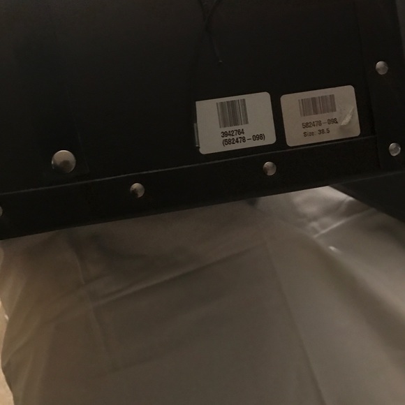 AlAia boots worn once size 38! - Picture 3 of 4