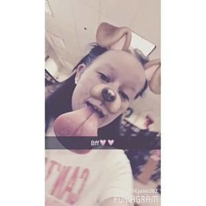 Meet your Posher, Haileigh