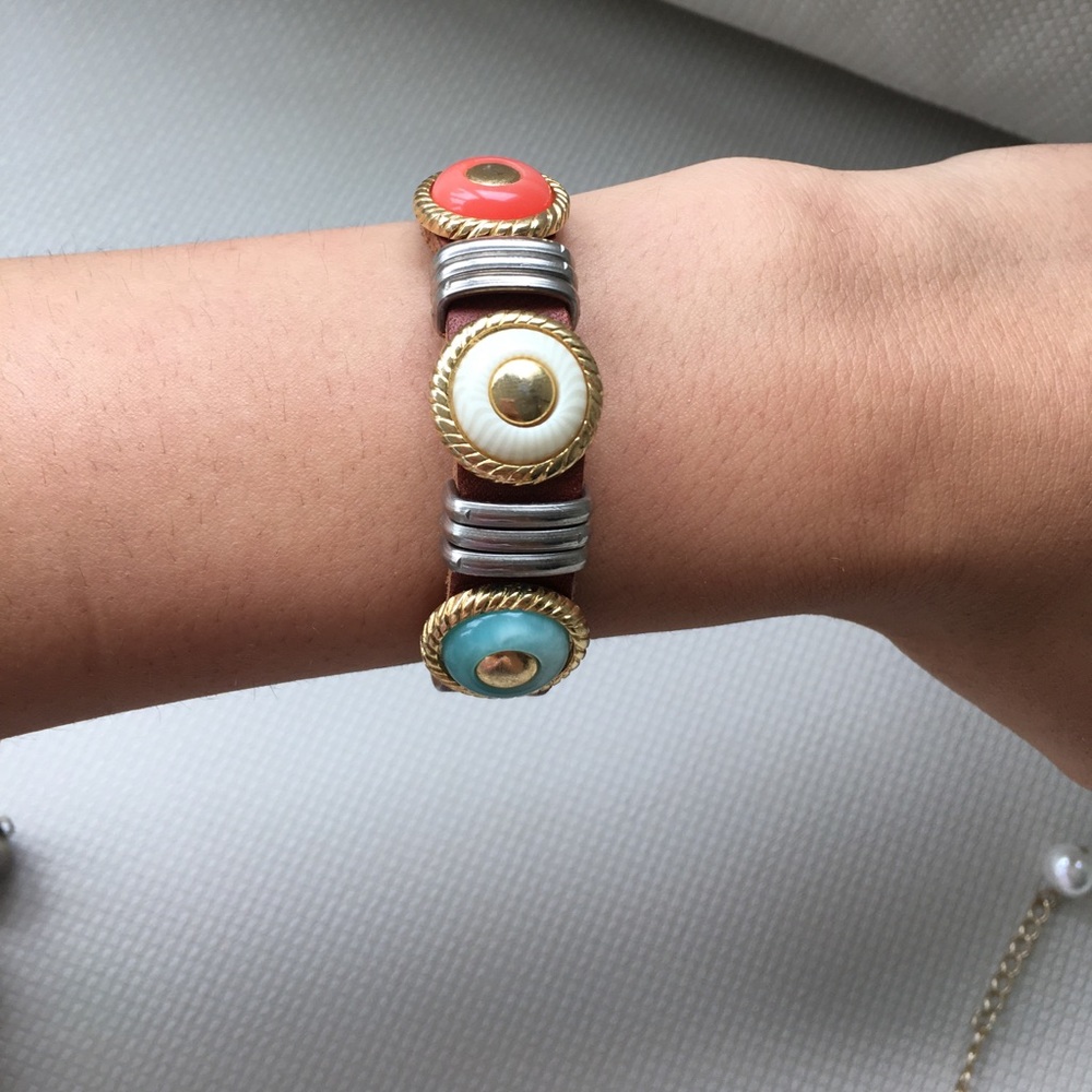 Genuine leather vintage bracelet