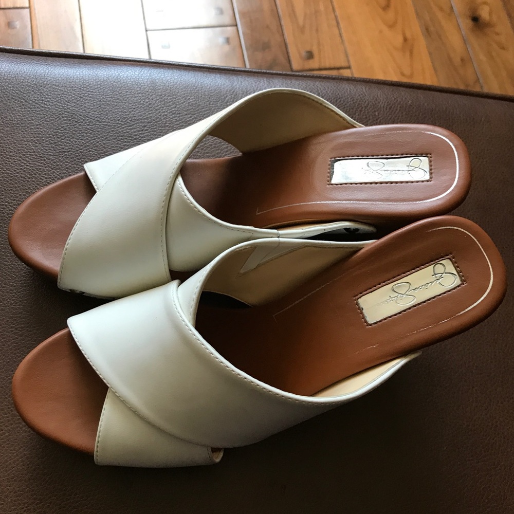 Jessica Simpson Wedges