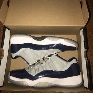 Air Jordan 11 "Georgetown"