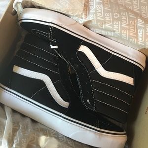 Vans Black Sk8 Hi