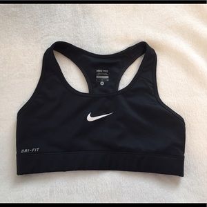 Nike Pro Sports Bra