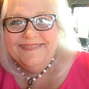 Meet your Posher, Denise