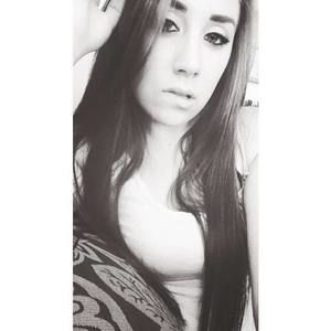 Meet your Posher, Mackenzie