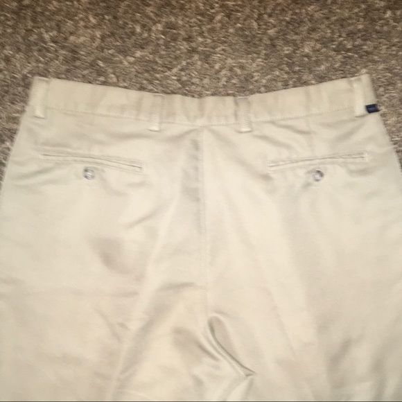 Men's size 36 Dockers Golf shorts - Picture 2 of 4