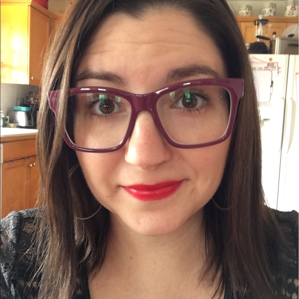 Meet your Posher, Mackenzie