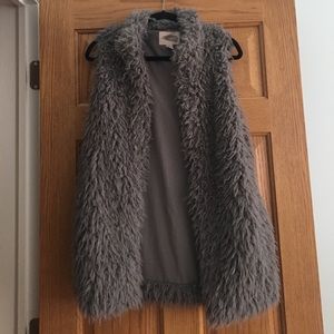 Forever 21 Faux fur vest