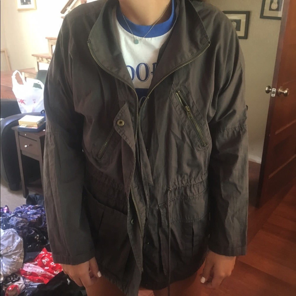 Cute grey army jacket! Barely worn! Billabong