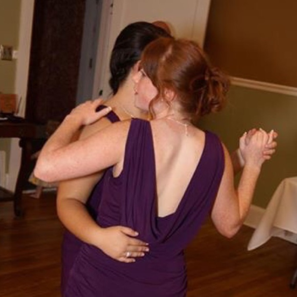 BEAUTIFUL DRESS - Picture 3 of 4