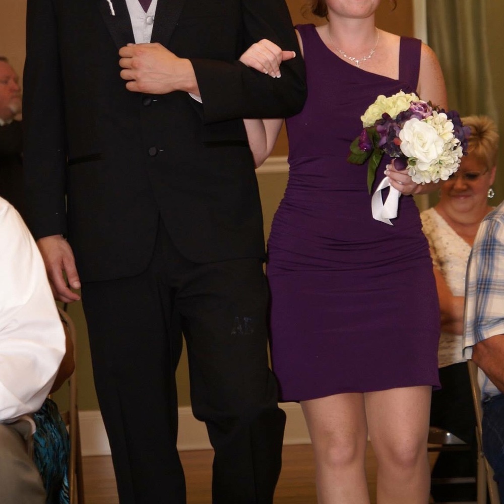 BEAUTIFUL DRESS - Picture 4 of 4