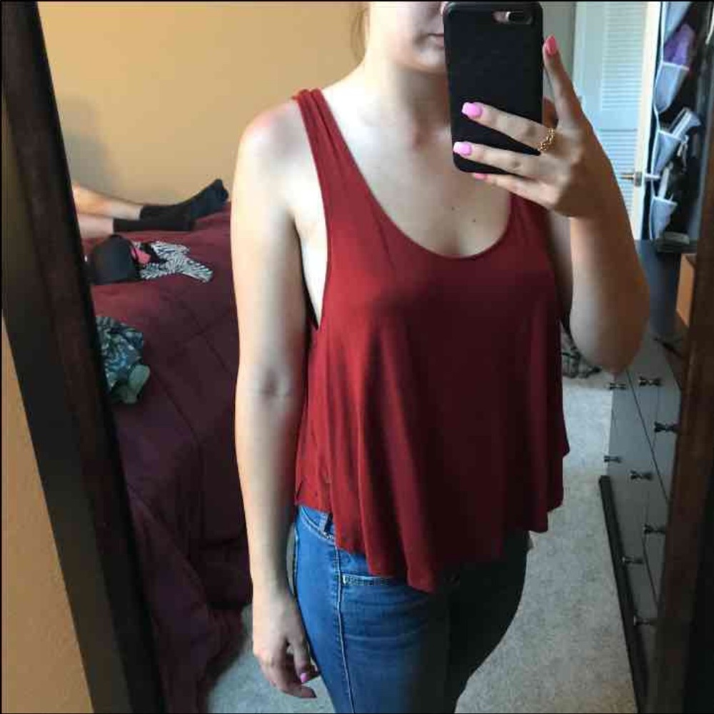 American Eagle flowy tank