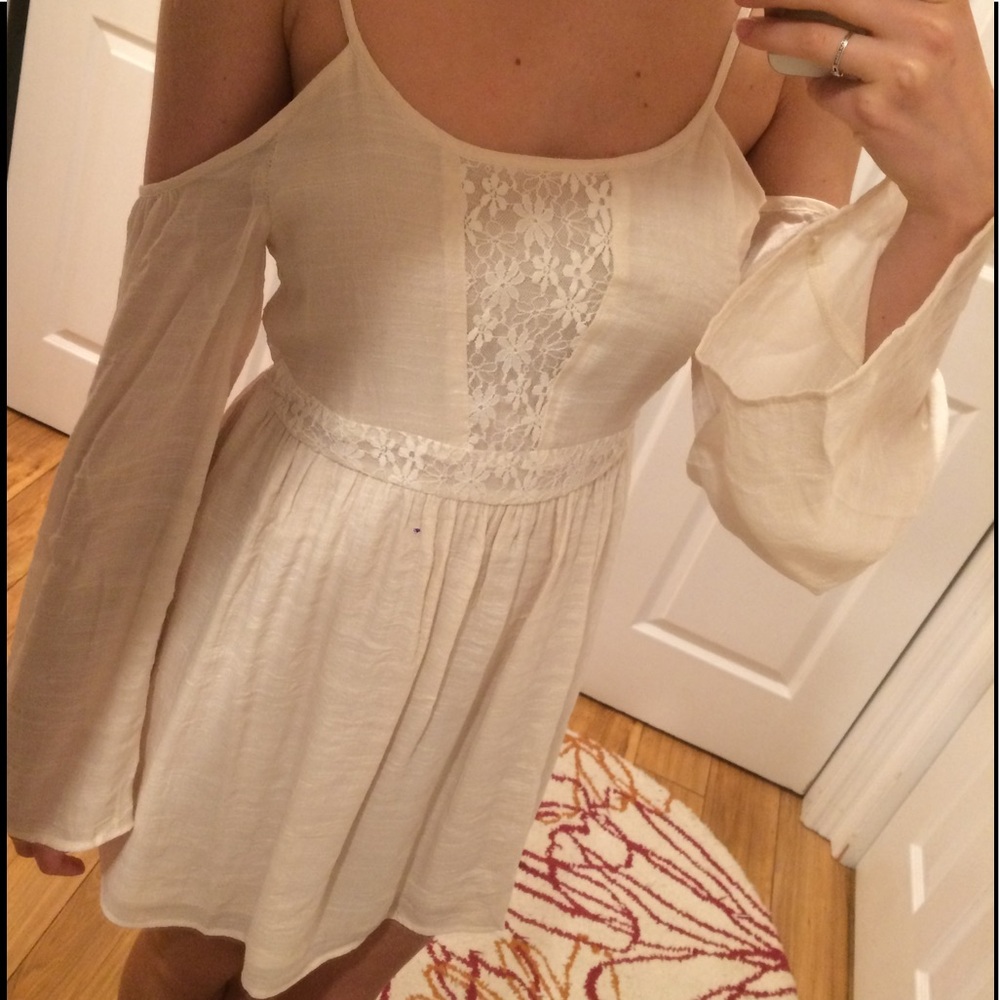 Tobi Ivory Lace Cold-Shoulder Dress