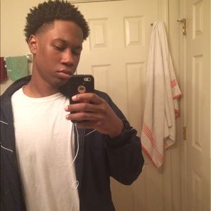 Meet your Posher, Tommelik