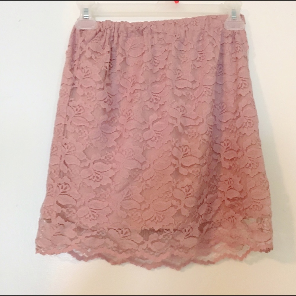🆕 Blush-Pink Floral Lace Skirt