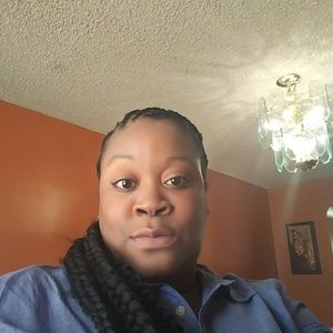 Meet your Posher, Renata