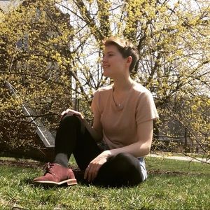 Meet your Posher, Leah