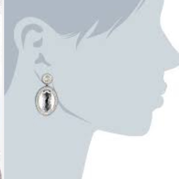 Swarovski Vita oval crystal earrings - Picture 3 of 3
