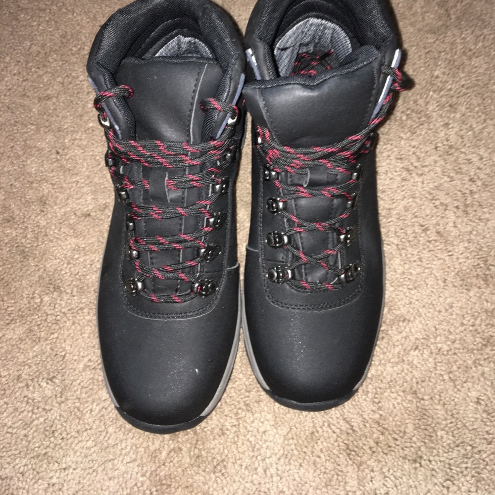 8.5 Men's Hiking Boots