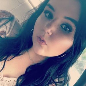 Meet your Posher, Brianna