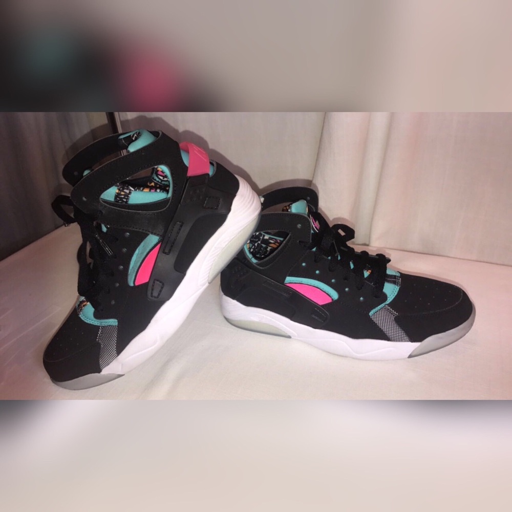 Pink, White & Blue Nike Hauraches