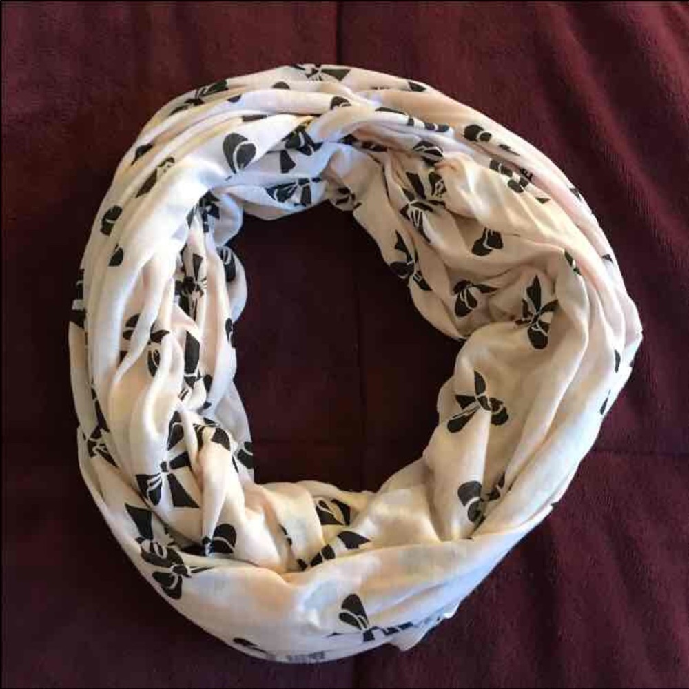 Charlotte Ruse Bow Scarf